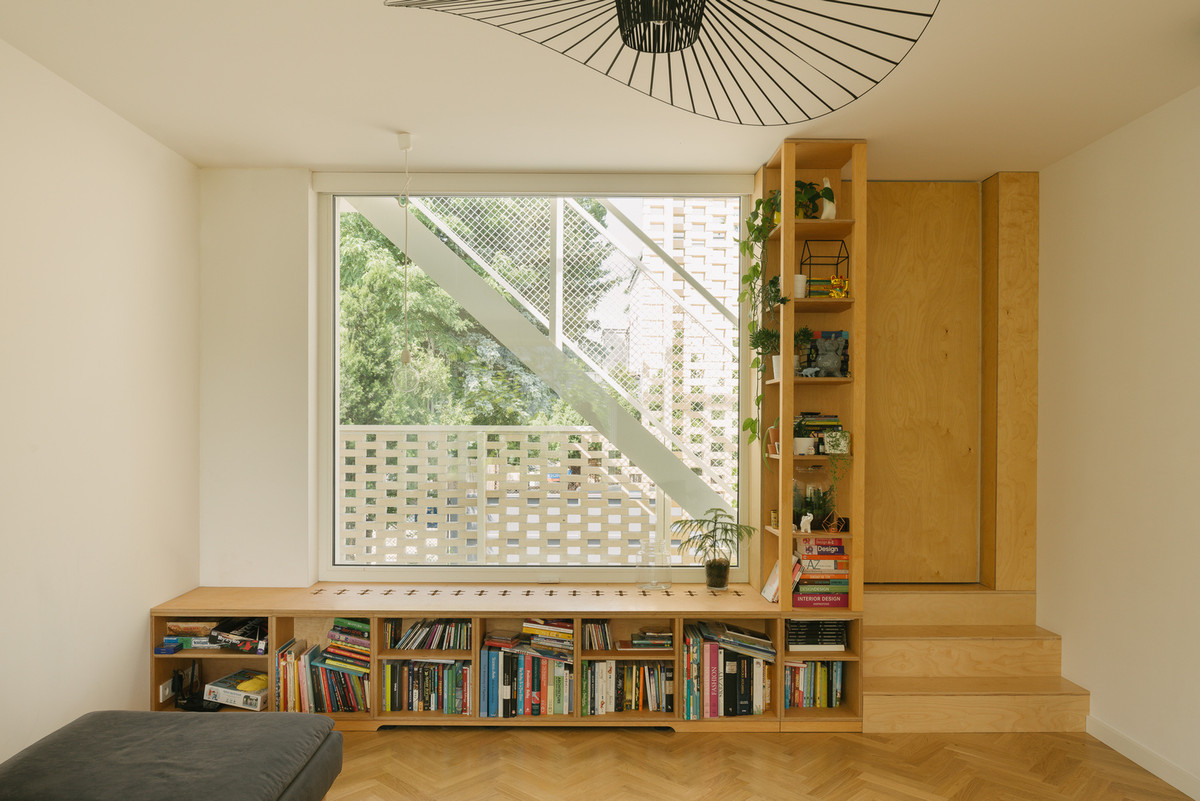 House for W có nội thất được thiết kế theo nhu cầu của gia đình gồm bốn người với lối sống hiện đại.