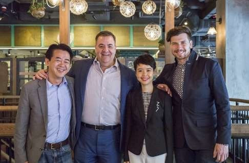 Cô gái này đang học hành chính công ở Đại Học Hồng Kông có mối quan hệ thân thiết với rất nhiều người nổi tiếng, quyền lực như đầu bếp nổi tiếng Peter Cuong Franklin và Harlan Goldstein. Hiện cô đang bước chân vào thị trường kinh doanh ở Việt Nam khi bỏ 700 tỷ đồng mua biệt thự trăm tuổi.