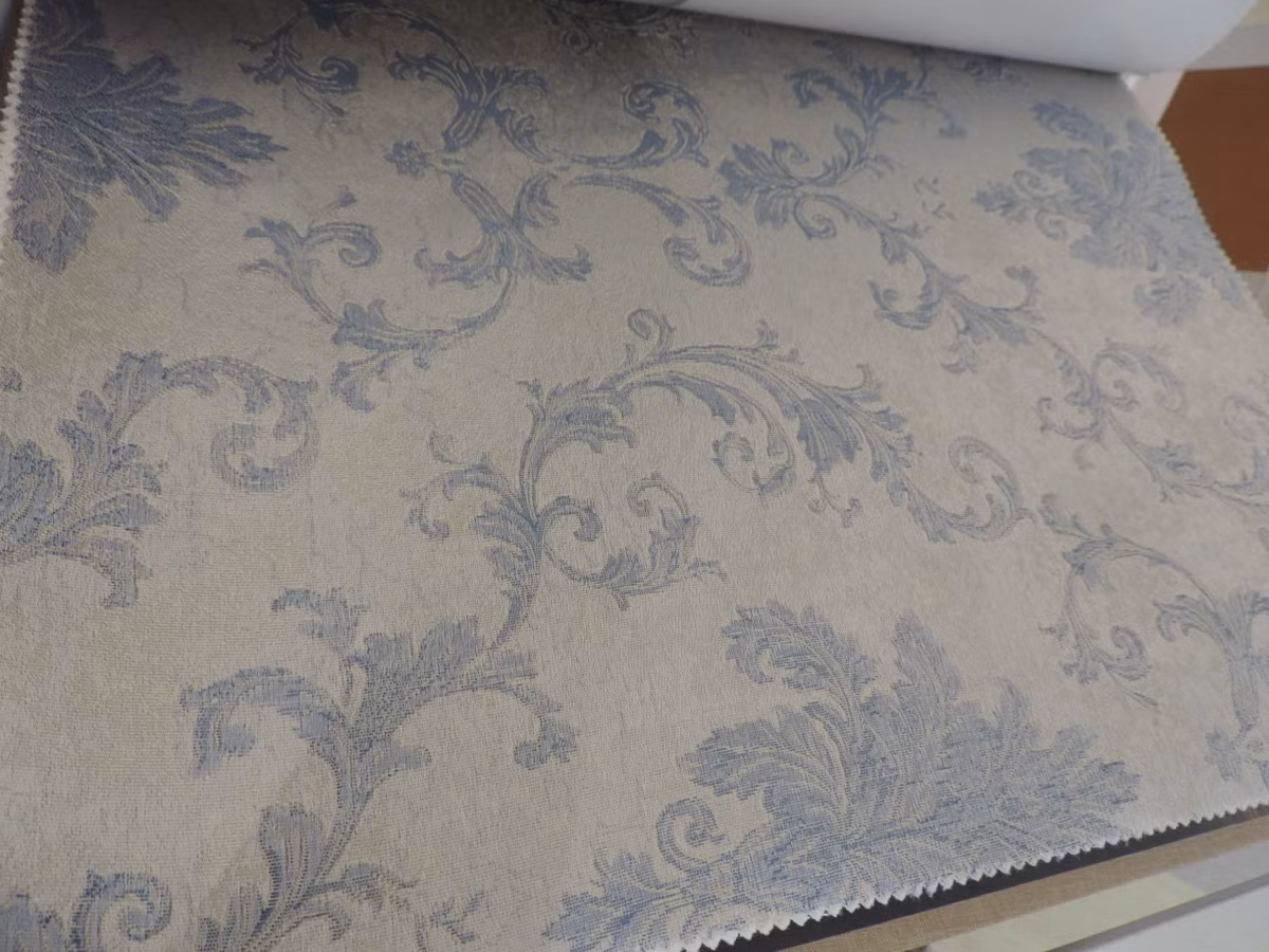 Điều này đồng nghĩa với việc nếu thi công dán tường nhà thì gia chủ phải mất đến cả trăm triệu đồng.