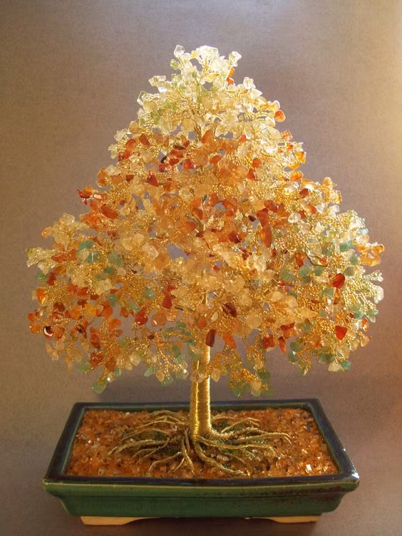 Cây phong lá đỏ được sáng tạo từ đá tự nhiên.