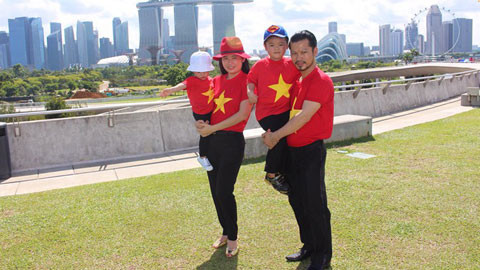 Doanh nhân kiêm diễn viên Lê Đình Hùng (biệt danh Hùng “Cửu Long”) là người thuộc làu lối đá của từng cầu thủ đội tuyển Việt Nam bởi niềm đam mê vô tận với môn thể thao này. Ảnh: Vietgiaitri.