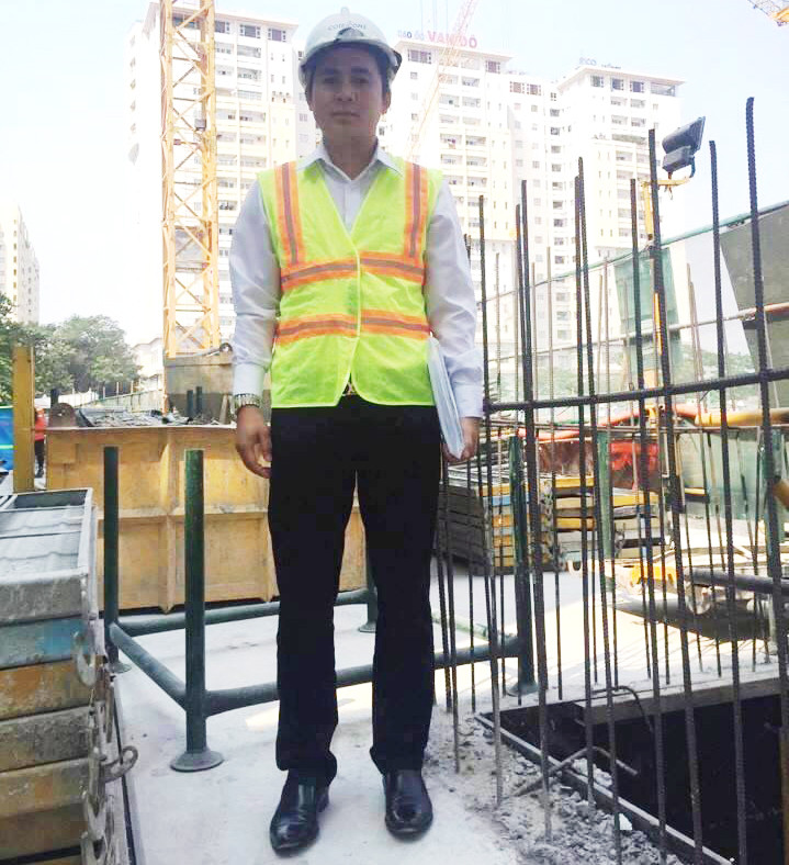 Anh Hồ Văn Đại - Tổng Giám đốc, kiêm Chủ tịch HĐQT Công ty TNHH Một thành viên Đại Đông Hồ được biết đến với niềm đêm mê trái bóng tròn cháy bỏng khi anh là ông bầu của một đội bóng ở Bình Dương. Ảnh: Văn hóa doanh nghiệp Việt Nam.