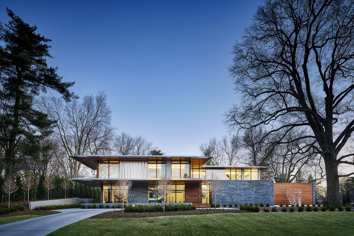 Choang ngop biet thu dep xa hoa, ngap tran anh sang