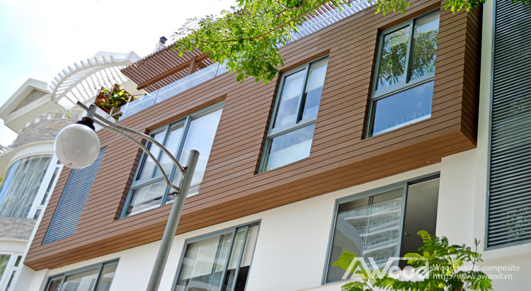 Ốp gỗ có thể thay đổi hoàn toàn diện mạo cho ngôi nhà, khiến nó trở nên sang trọng, hiện đại hơn. Ảnh: Awood.