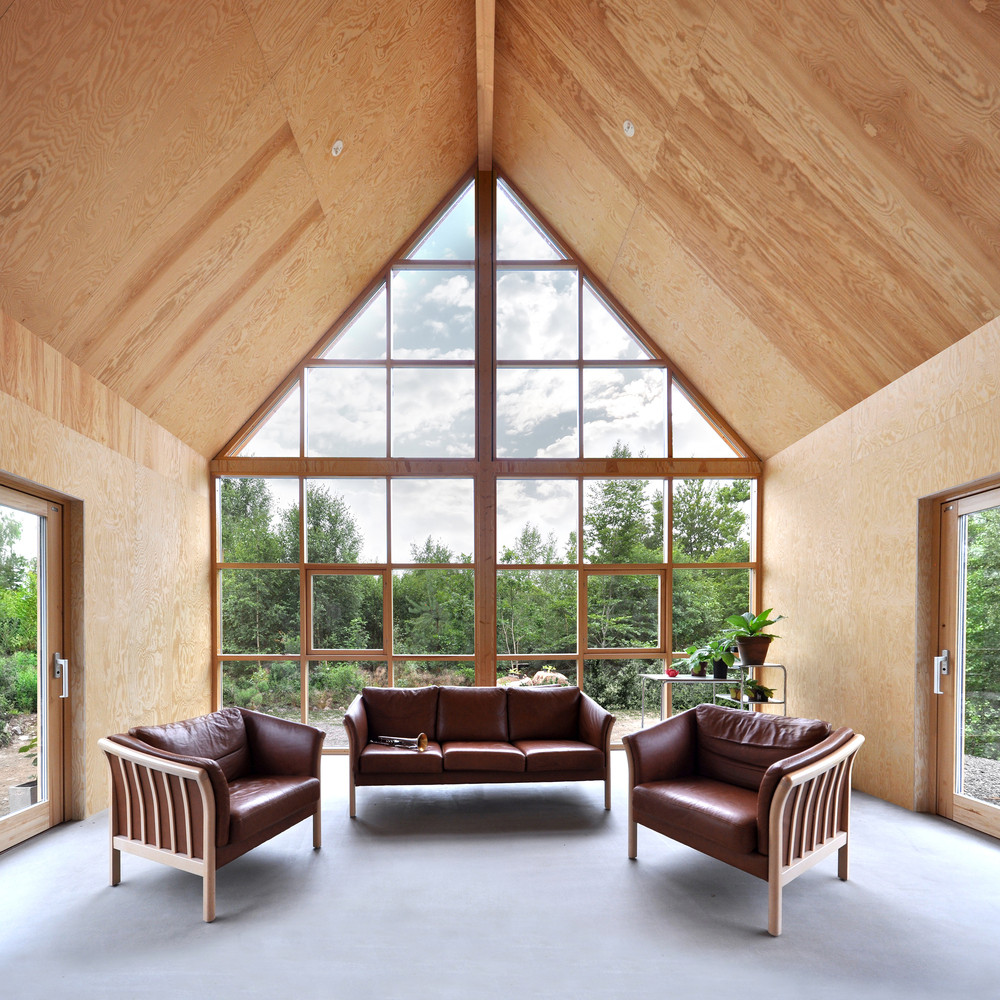 Căn nhà cấp 4 nằm tại một ngôi làng nhỏ có tên Oröd ở miền Nam Thụy Điển.