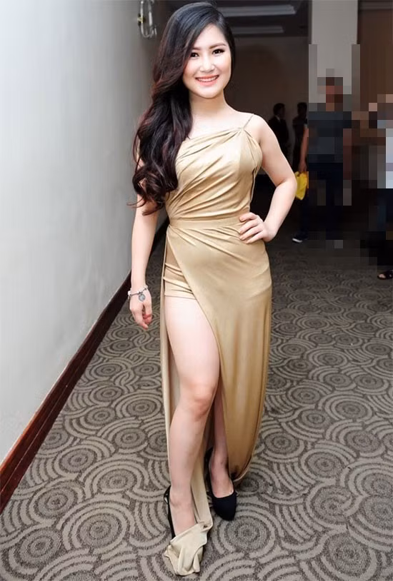 So thich keo chan khien fan thap thom cua Huong Tram