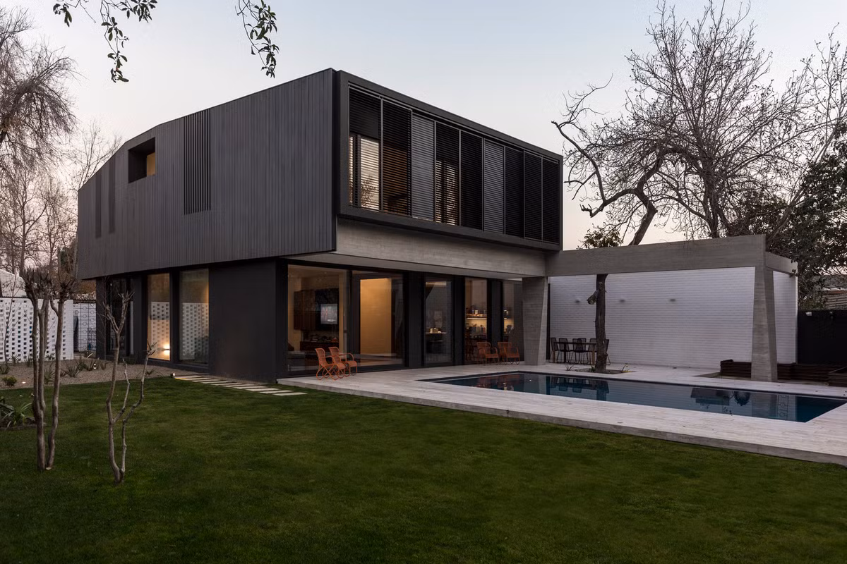 Ngắm biệt thự 2 tầng với nội thất thông minh đẹp hút hồn Ngam biet thu 2 tang voi noi that thong minh dep hut hon