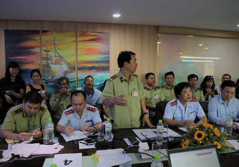 Ông Trần Hùng phát biểu trong buổi công bố kiểm tra Con Cưng. Ảnh: Zing.