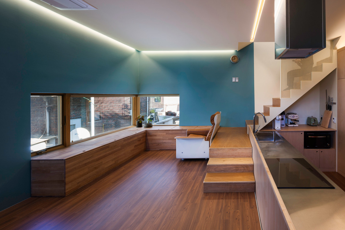 Những ô cửa kính lớn - xu hướng thiết kế nhà phổ biến hiện nay cho phép bạn có thể quan sát cảnh quan bên ngoài tốt hơn.