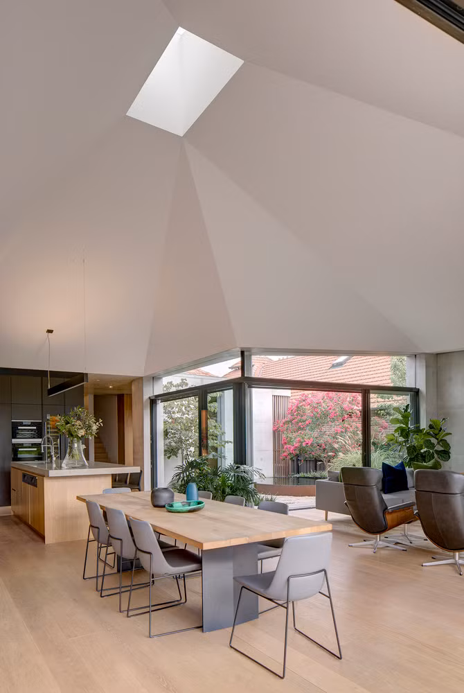 Ngoi nha co hinh dang ky la nhung dep mien che-Hinh-6