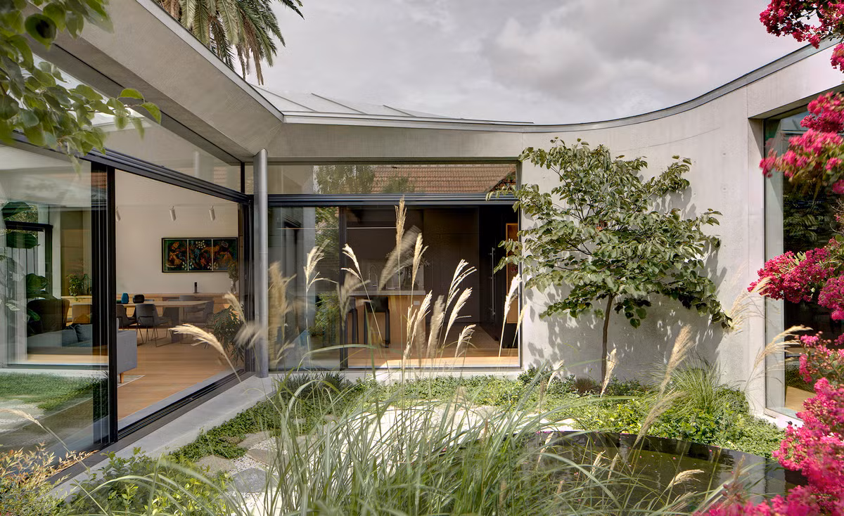 Ngoi nha co hinh dang ky la nhung dep mien che-Hinh-4