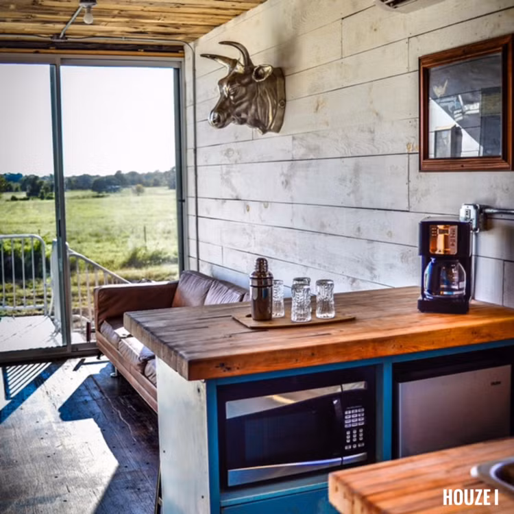 Từng đồ vật đều toát lên vẻ mộc mạc, đơn giản và đem lại cảm giác gần gũi như khi ở nhà. Ảnh Housebeautiful.