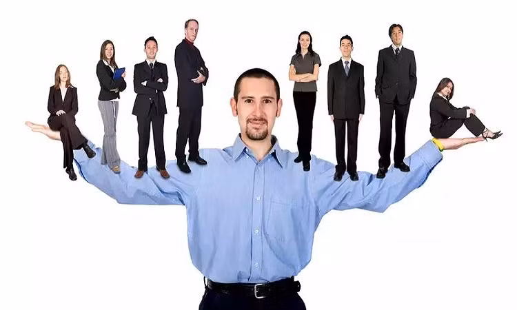 Việc tuyển dụng được một người vào vị trí quản lý nhân sự trong các công ty khá khó khăn. Ảnh: Eduviet.