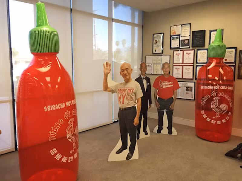 Lo day chuyen san xuat tuong ot noi tieng cua nguoi My goc Viet-Hinh-2