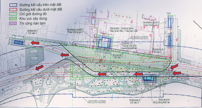 Khoảng cách ngắn nhất từ thân Ga C9 tới Hồ Hoàn Kiếm khoảng 10m, tới tượng đài Cảm tử 81m, đến đền Bà Kiệu 83m, đến Tháp Bút 36m, tới vườn hoa tượng đài Lý Thái Tổ 120m. Ảnh: Baotintuc.