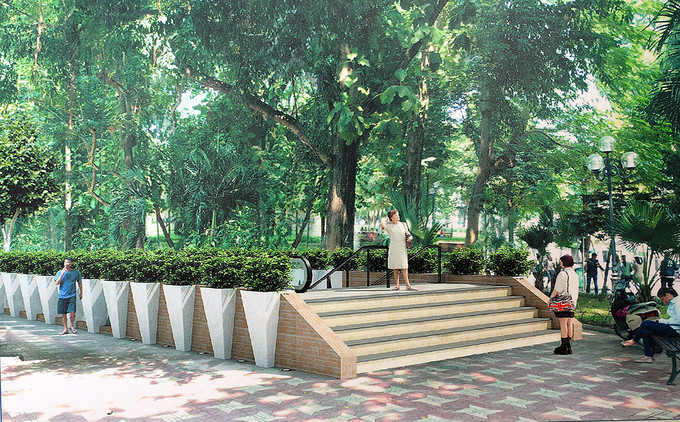 Cửa số 3 đặt bên cạnh thân ga trên vườn hoa bờ hồ Hoàn Kiếm. Ảnh: Kinh tế đô thị.