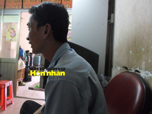 Năm 1991, anh Thạch Cảnh Tâm đã mua 42 tờ vé số và không ngờ 42 tờ vé số ấy đều trúng giải độc đắc, với số tiền 2,2 tỷ đồng. Khi có tiền, anh cũng đã mở quán cà phê, lập công ty vận tải. (Ảnh:Đời sống hôn nhân).