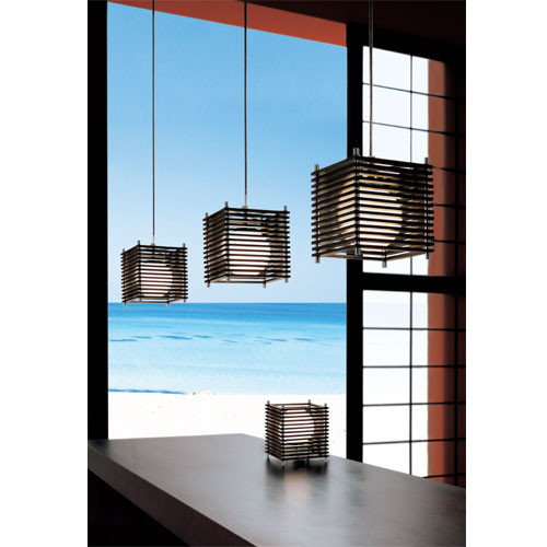 Đèn treo dây. Bạn có thể tiết kiệm kha khá không gian với loại đèn này vì nó không tốn chỗ đặt.