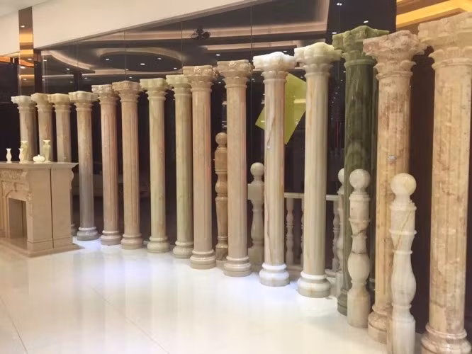 Không chỉ đẹp, cột nhà đá cẩm thạch còn được tin là đem đến sự phồn thịnh và may mắn cho gia chủ. Ảnh: davago.