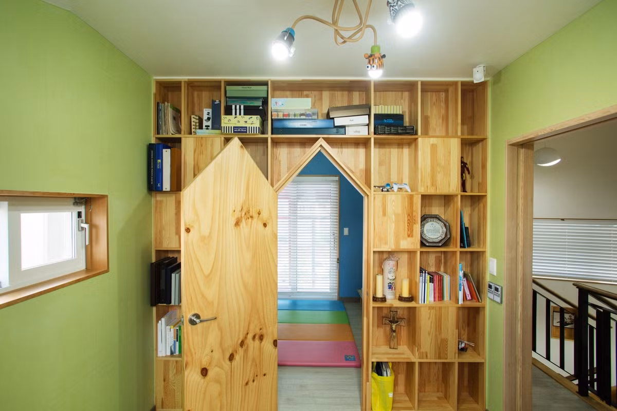 Để tiết kiệm diện tích, chủ nhà đã tìm cách thiết kế những căn phòng độc đáo như thế này.