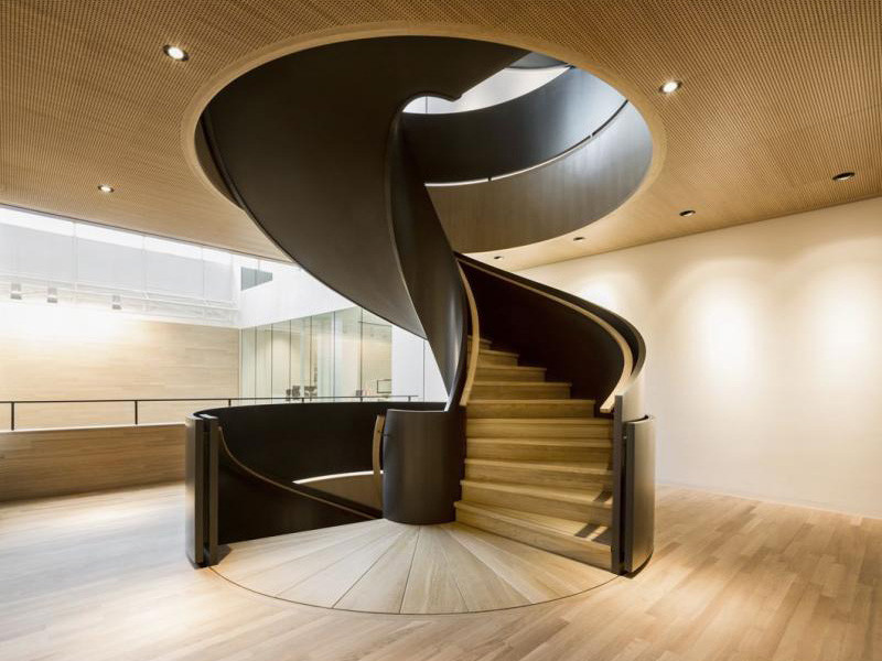 Cầu thang xoắn ốc cũng được đánh giá là có tính thẩm mỹ nhất, nghệ thuật nhất với nhiều mẫu mã đa dạng và kiểu dáng đẹp. Ảnh: Angcovat.