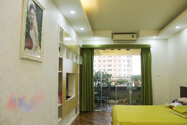 Một góc phòng ngủ trong căn hộ. Ảnh: FBNV.