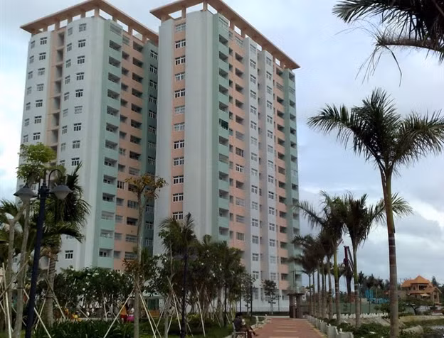 Tại Bà Rịa - Vũng Tàu, chung cư Lakeside của Tổng công ty CP Đầu tư phát triển xây dựng bị cơ quan chức năng phát hiện không duy trì hoạt động thường xuyên của hệ thống chiếu sáng sự cố; không kiểm tra bảo dưỡng hệ thống, phương tiện phòng cháy chữa cháy định kỳ; làm mất tác dụng phương tiện PCCC. Ảnh: Bất động sản.