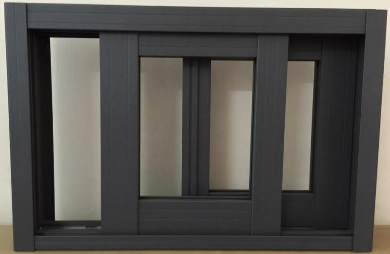 Ngoài gỗ, bạn có thể lắp đặt cửa sổ trượt cho ngôi nhà của mình bằng chất liệu nhôm kính để tiết kiệm chi phí. Ảnh: Hhgroup.