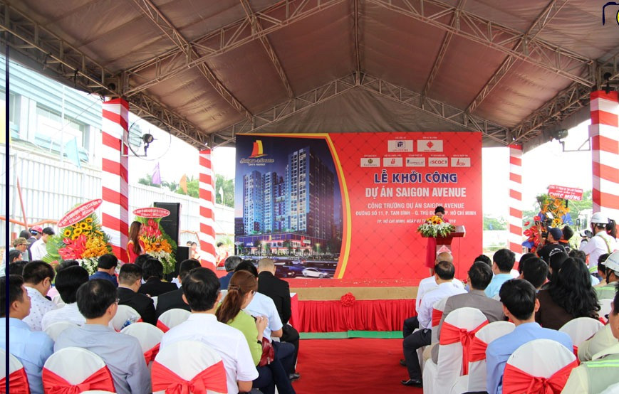 Dự án có quy mô 858 căn hộ, được quảng cáo nằm ngay tại mặt tiền đường Vành Đai 2, quận Thủ Đức, là vị trí lý tưởng cho phép cư dân tiếp cận đầy đủ các dịch vụ thương mại, chăm sóc y tế, giáo dục. Giá dao động trên 20tr/m2. Ảnh: lanphuongco.com.