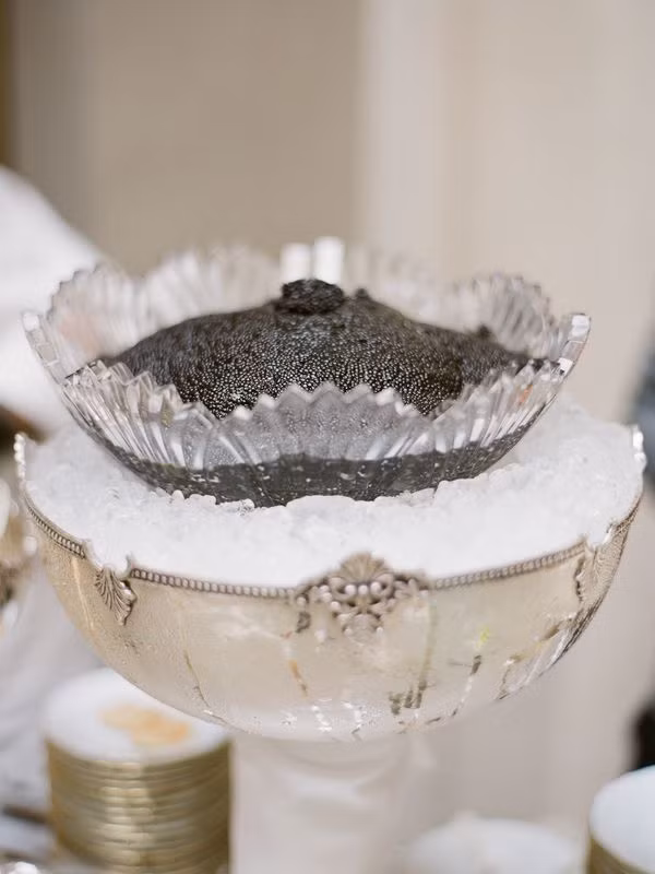 Hay... những món ăn siêu xa xỉ, đắt tiền cũng được đầu tư rất công phu.