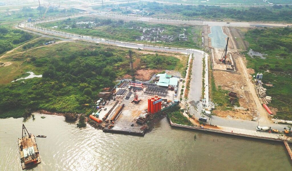 Dự án có tổng diện tích 8ha, quy mô 5 toà tháp với chiều cao từ 12 - 24 tầng, tọa lạc tại vị trí khu chức năng số 1 bán đảo Thủ Thiêm, quận 2, TP. HCM. Ảnh: Dự án Khang Điền.