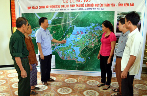 Năm 2016, Sở Xây dựng phối hợp với UBND huyện Trấn Yên đã công bố Đồ án Quy hoạch chung xây dựng Khu du lịch sinh thái hồ Vân Hội. Ảnh: Báo Yên Bái điện tử.