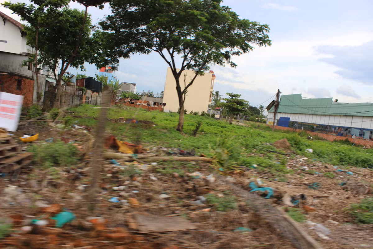 Giá đất tăng "khủng" bất thường TP.HCM đề nghị công an điều tra Gia dat tang