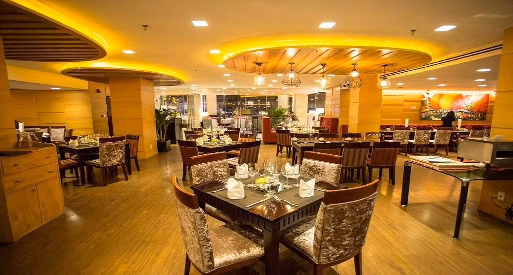 Được biết, Sài Gòn Paragon có vốn đầu tư lên tới 35 triệu USD. (Ảnh Saigoncafetravel)