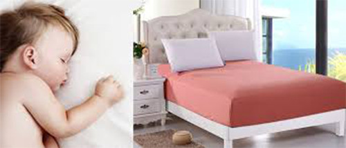 Vật liệu này rất bền, có thể chống thấm, thường được dùng để làm rèm cửa, thảm, ga chống thấm và nhiều mặt hàng chủ lực trang trí khác. Ảnh: Hot.