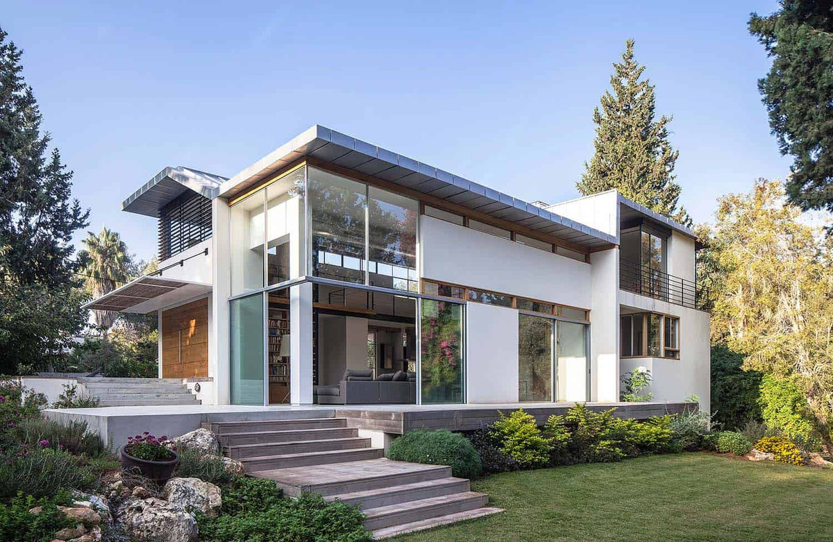 Tọa lạc tại ở Carmey Yossef (Israel), ngôi nhà xinh đẹp này có diện tích 300 m2 và do kiến trúc sư Kedem Shinar thiết kế.