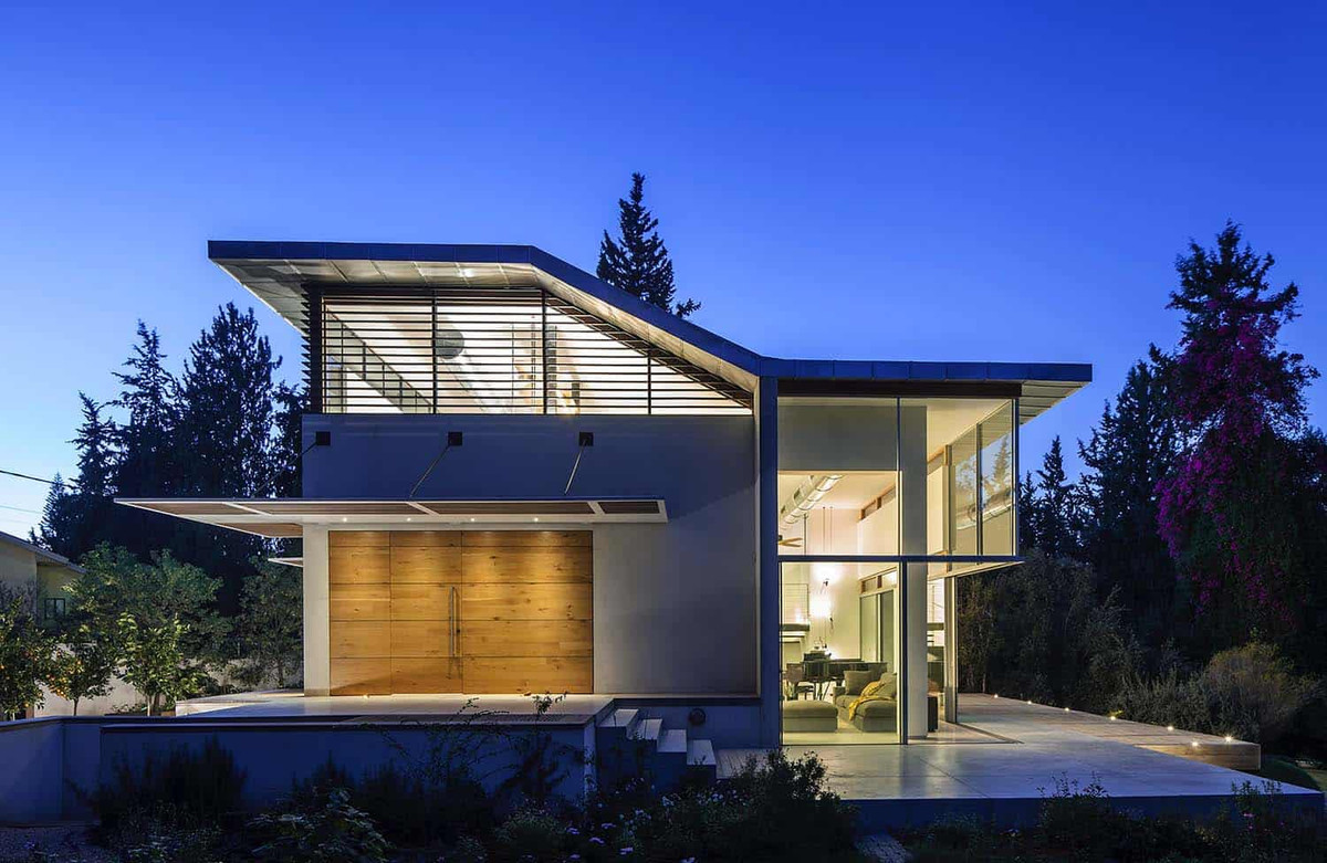 Ở bất cứ đâu trong ngôi nhà, bạn cũng có thể ngắm nhìn khung cảnh bên ngoài một cách trọn vẹn nhất. Ảnh: Onekindesign.