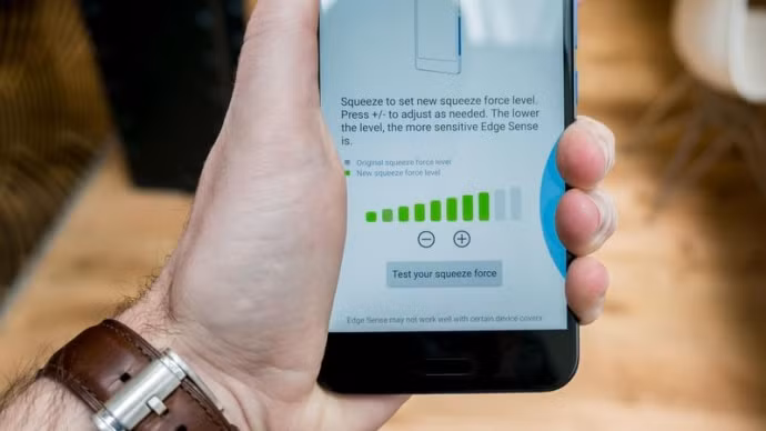 HTC U11 chinh hang gia 16,9 trieu dong tai Viet Nam-Hinh-2