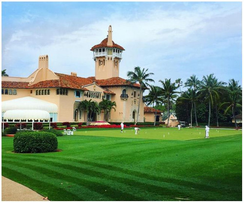 Khu nghỉ dưỡng này có bãi tắm, hồ bơi spa và các phòng nghỉ hạng sang cùng biệt thự trải rộng trên 20 ha.