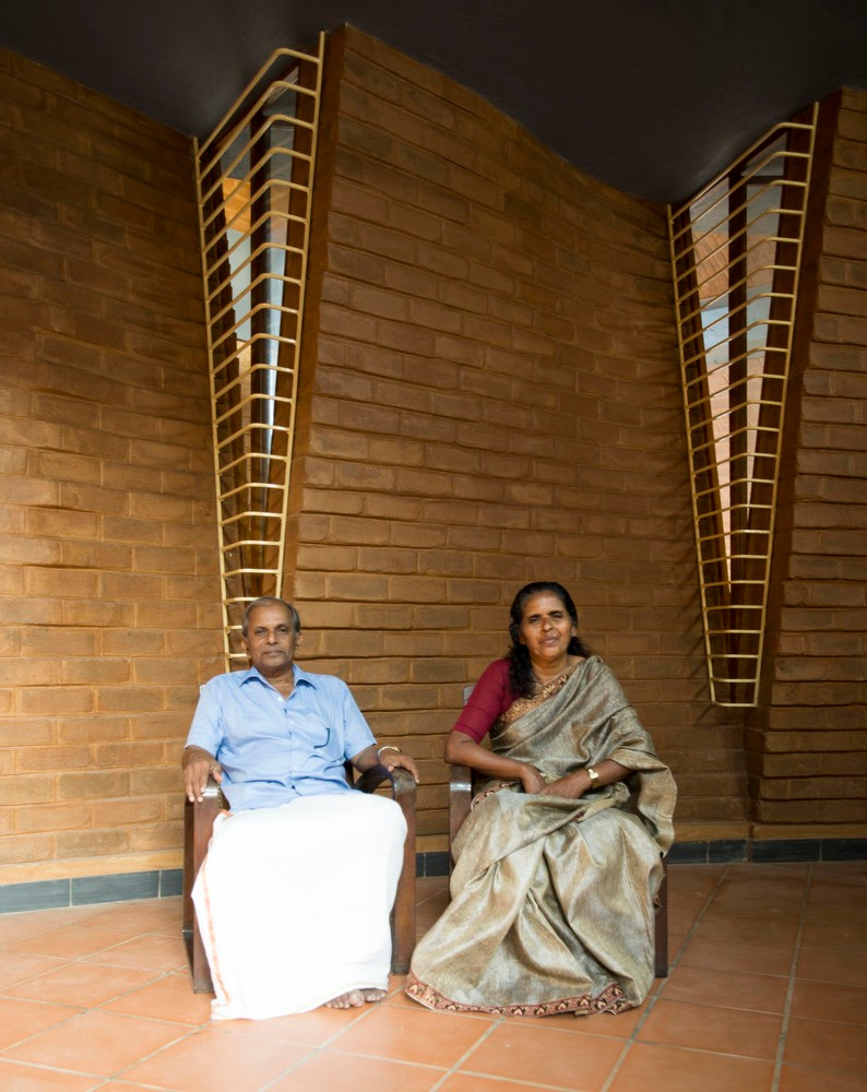 Mai vom doc dao bien ngoi nha thanh 