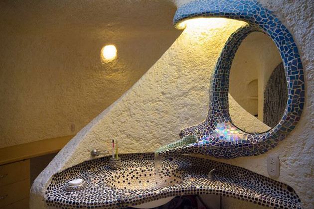 Phòng tắm cũng vô cùng đặc biệt.