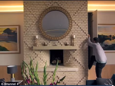 Cặp vợ chồng cho biết, họ đã phải chi đến 25 tỉ đồng cho căn nhà phức tạp này nhưng họ không hề hối tiếc.