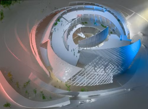 Công trình rộng 170.000m2 thu hút nhiều trẻ em đến đây bởi có kiến trúc hình đóa hoa, y nhưmột bông hoa đang nở rộ. Khu triển lãm và hành chính được đặt giữa những cánh hoa hồng tạo nên cuộc hành trình trong nội thất như một mê cung.