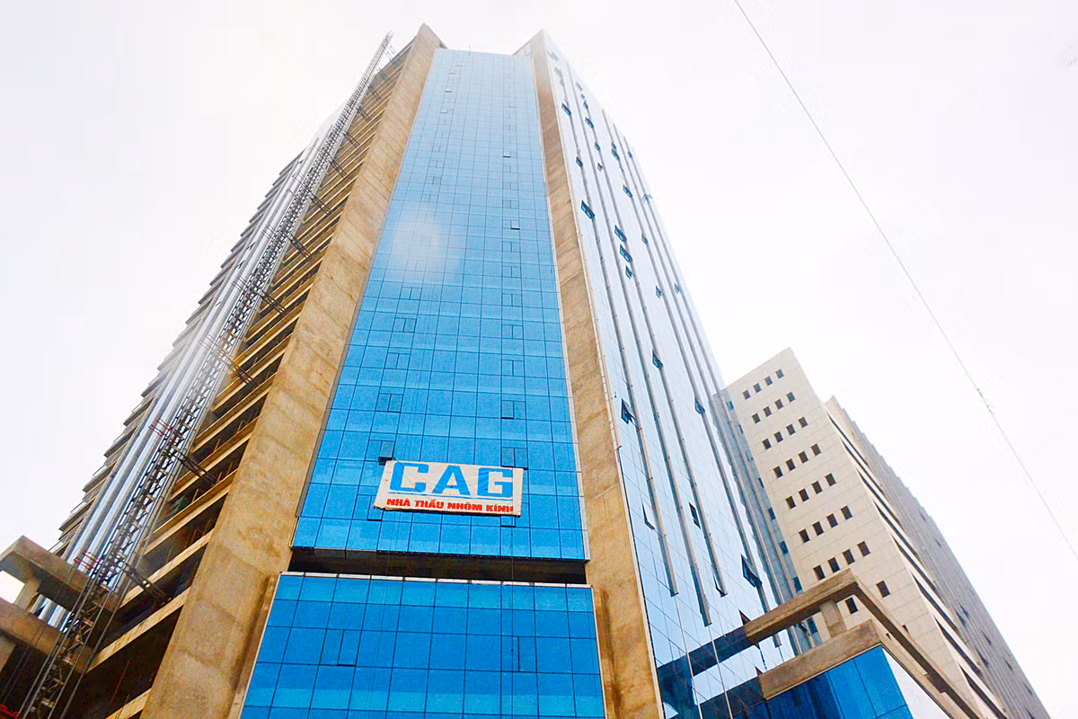 Hiện công trình đang tiến hành thi công các hạng mục hoàn thiện.