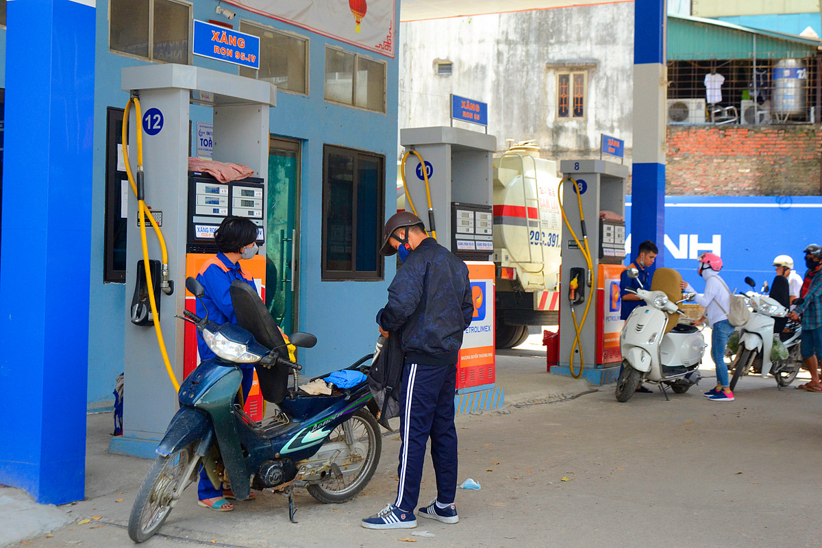 Ngay trong sách hướng dẫn sử dụng, các nhà sản xuất cũng khuyến cáo việc sử dụng xăng không đúng như chỉ định (từ A95 trở lên) sẽ khiến động cơ không đạt công suất tốt nhất, cũng như mức tiêu thụ nhiên liệu sẽ thay đổi.