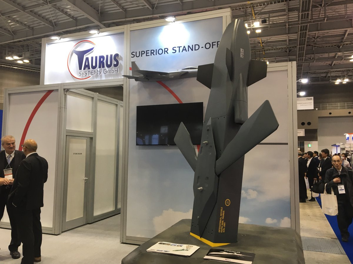 Tên lửa hành trình Taurus KEPD 350 của Đức. Nguồn ảnh: Bmpd