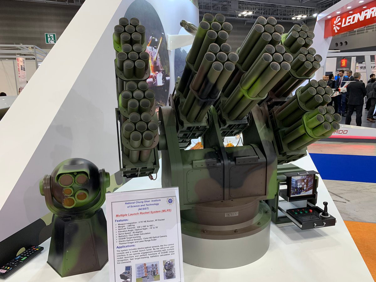 Hệ thống phóng phản lực phóng loạt dùng đạn 70mm do Chung Sơn phát triển. Nguồn ảnh: Bmpd