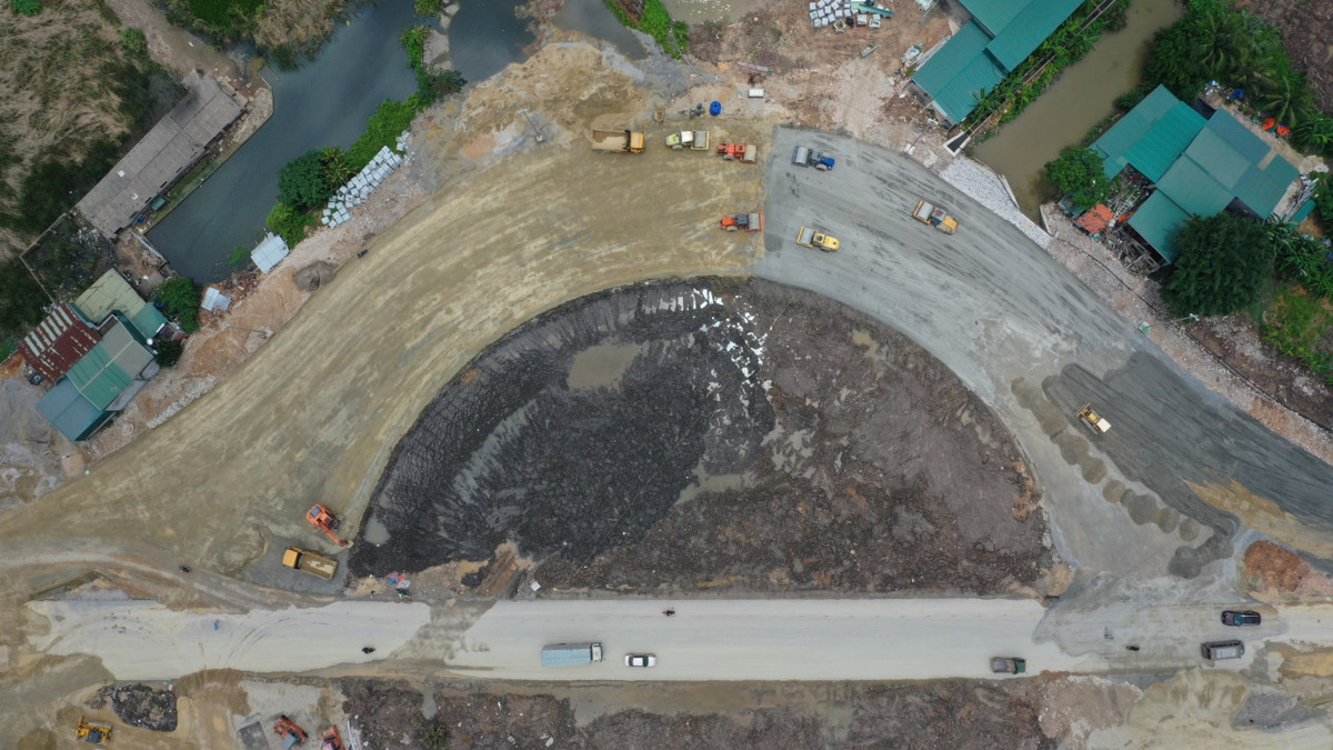 Nút giao dự án với đường tỉnh lộ vẫn đang được triển khai, nhưng tốc độ chưa nhanh.