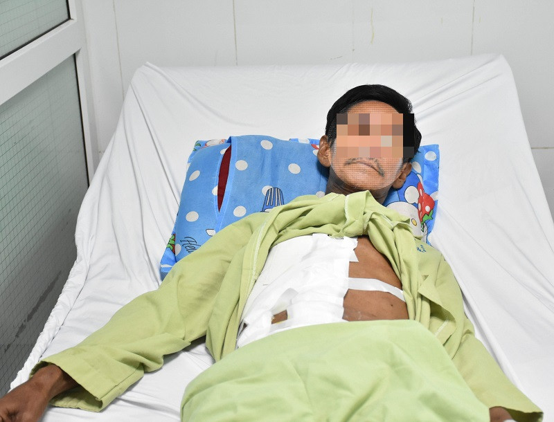 Be 4 tuoi vo tim va loat ca benh duoc cuu song ngoan muc-Hinh-4