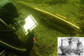 Kalmar là nơi thảo luận hiệp định thống nhất Đan Mạch, Na Uy và Thụy Điển dưới sự trị vì của một vương triều, gọi là Liên minh Kalmar. Thế nhưng, hiệp định bị đình chỉ vào năm 1945. Khi đó, vua Hans tìm cách thuyết phục Thụy Điển tái gia nhập liên minh do ông trị vì. Các chuyên gia hy vọng việc tìm hiểu về vụ hỏa hoạn đánh chìm tàu Gribshunden có thể giúp giải mã con tàu này bị đắm là tai nạn bất ngờ hay sự cố có chủ đích.